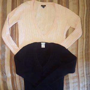 2 v-neck sweaters GAP and Old Navy
